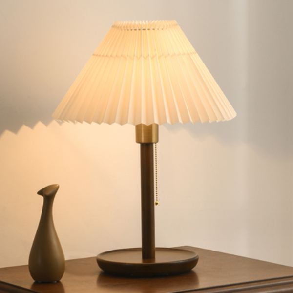 Bedside Table Lamp - Nordic Retro Bedroom Pleated Wood Bedside Table Lamp