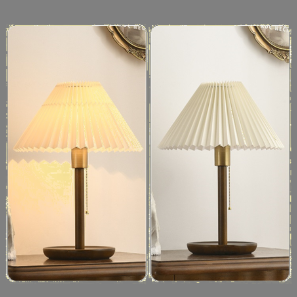 Bedside Table Lamp - Nordic Retro Bedroom Pleated Wood Bedside Table Lamp